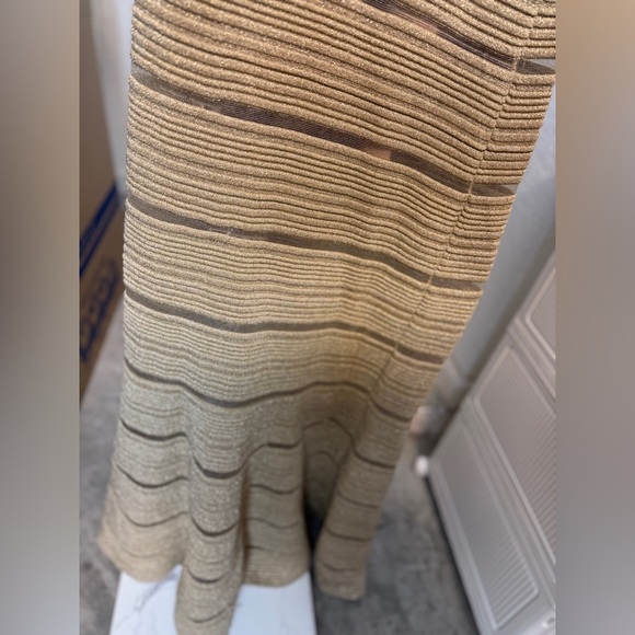 Herve Leger Bandage Metallic Striped Trumpet Gown Gold - Picture 9 of 12